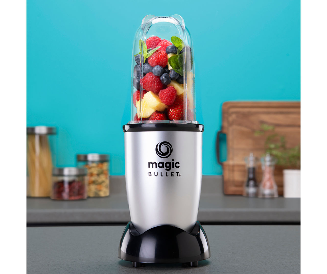  Magic Bullet Mini Juicer with Cup, Black and Silver : Home &  Kitchen