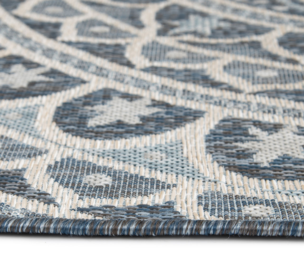 Brenton Lagoon Blue & Vanilla Medallion Outdoor Area Rug, (8' x 10')