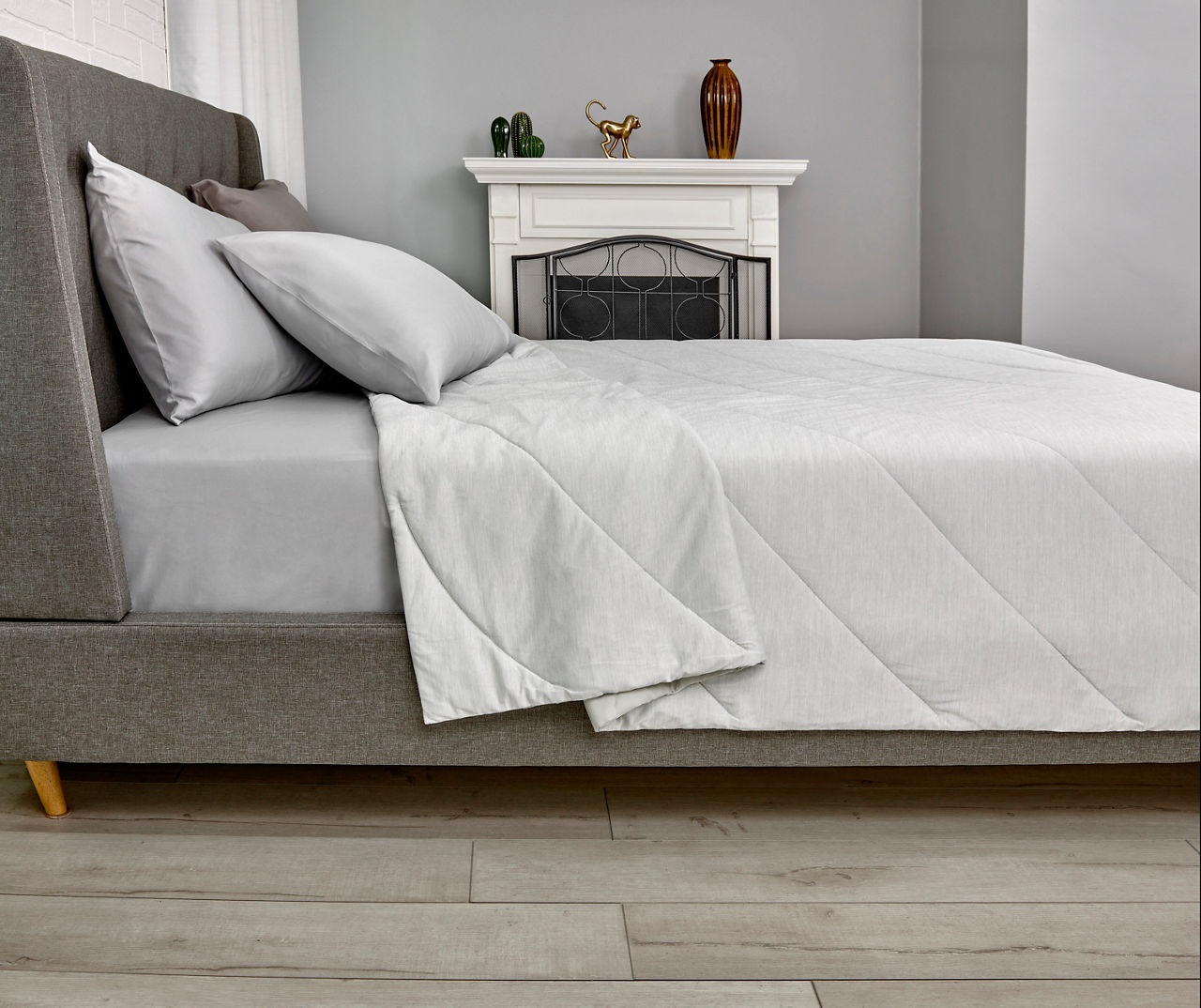 Glacier Gray All-Season Reversible Twin Blanket
