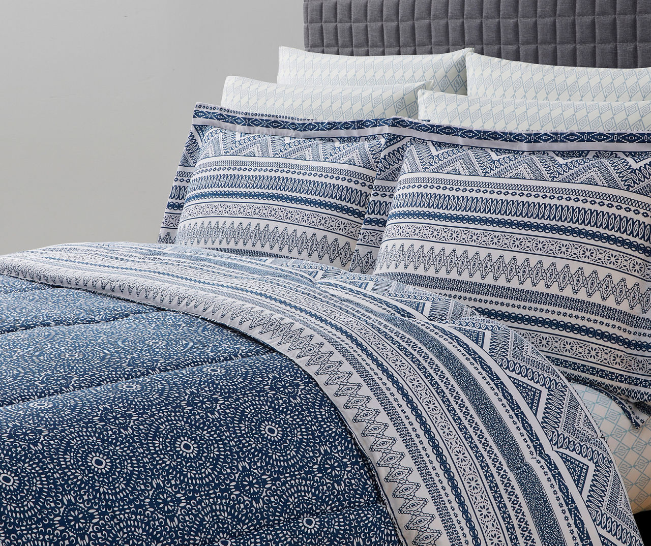 Grecian Getaway Navy & Blue Geo Stripe Queen 9-Piece Reversible Comforter Set