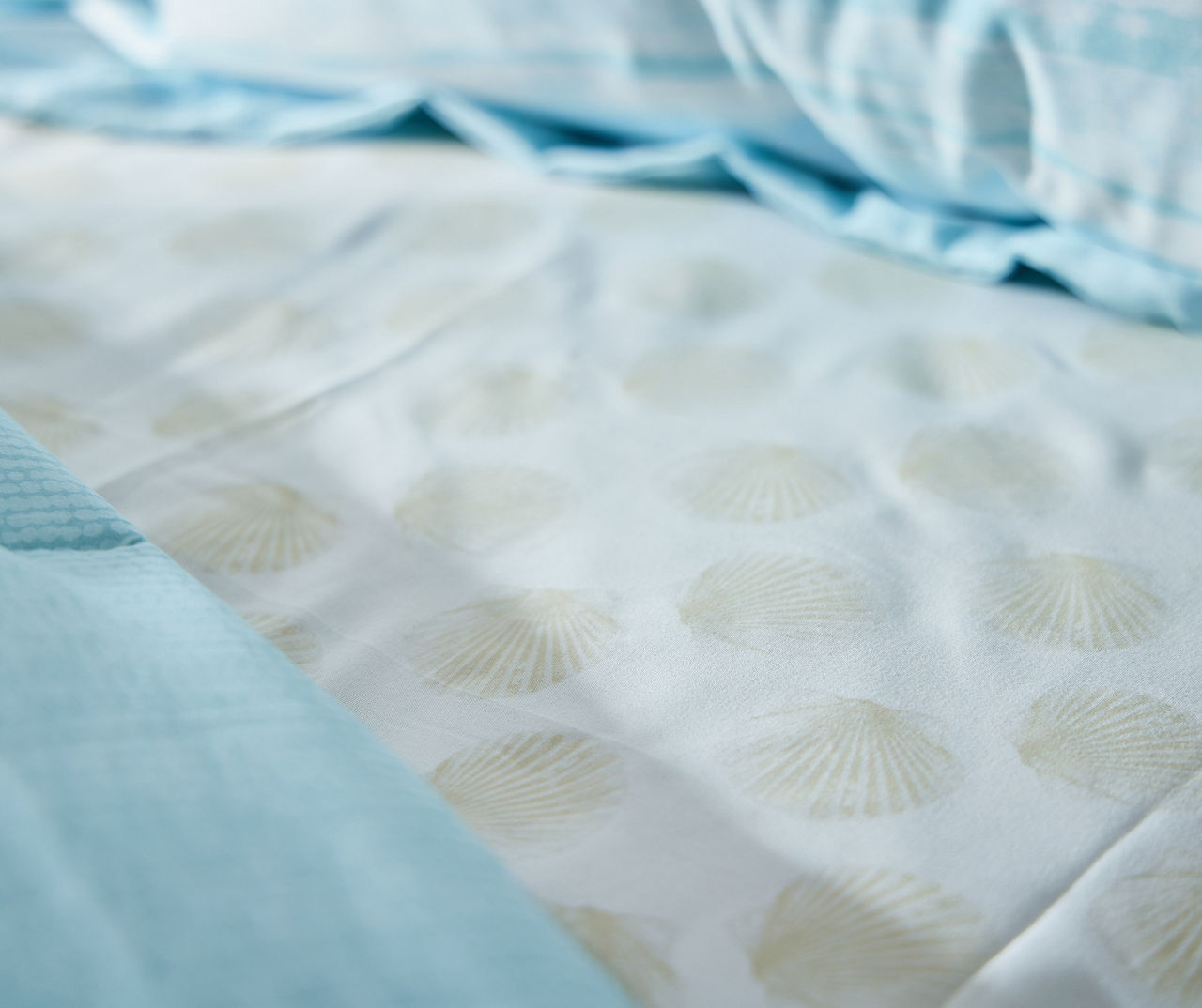 Grecian Getaway Aqua Stripe & Dot Queen 9-Piece Reversible Comforter Set