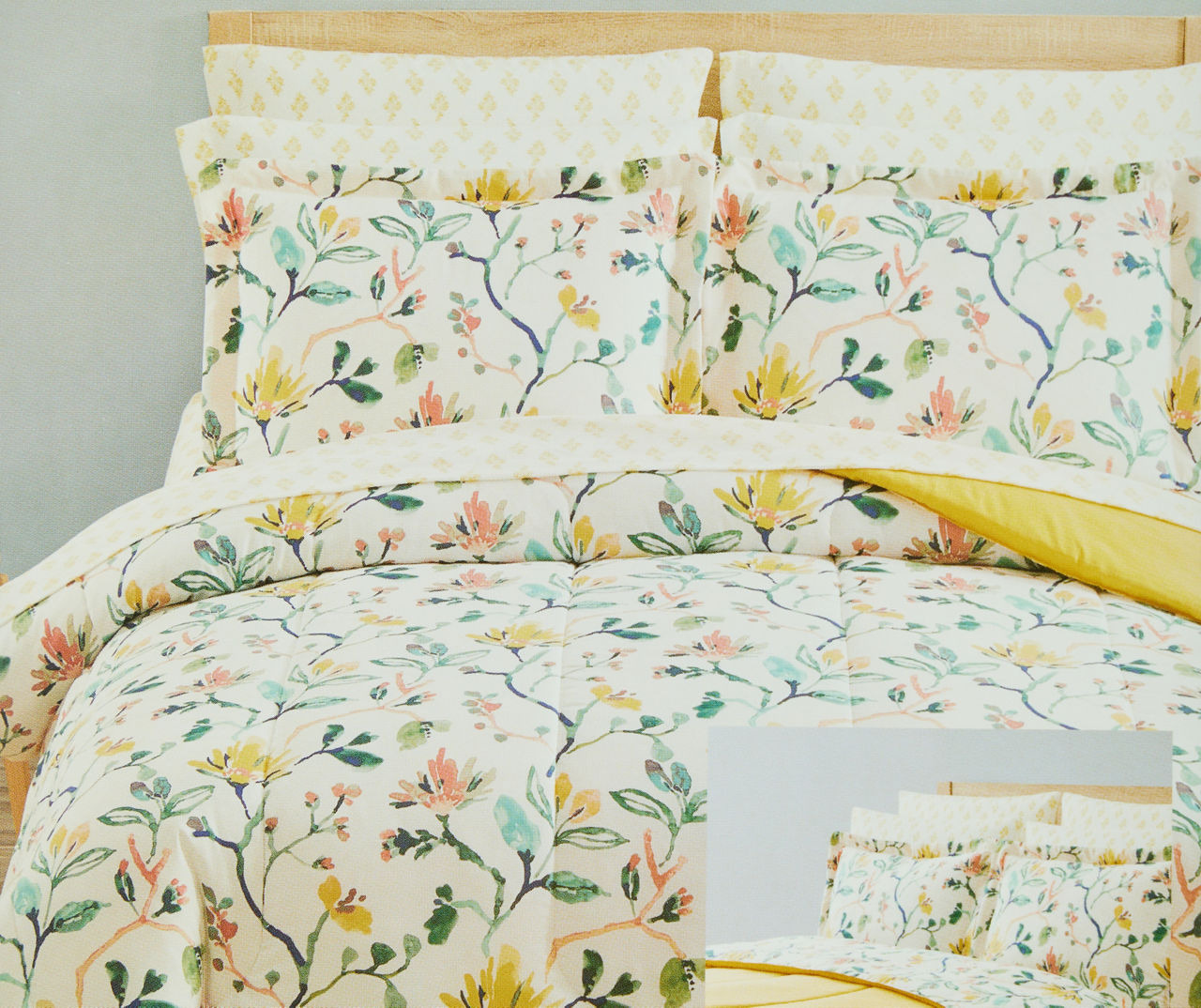 Real Living Real Living Timeless Yellow & White Floral Microfiber