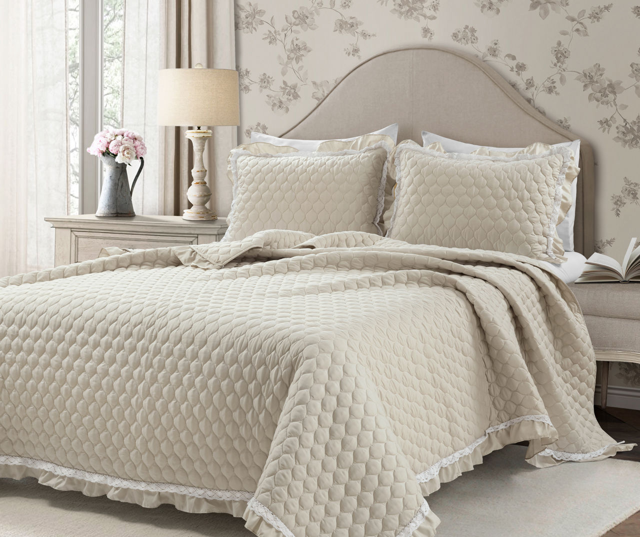 Lush fashion Decor beige Quilted Comforter