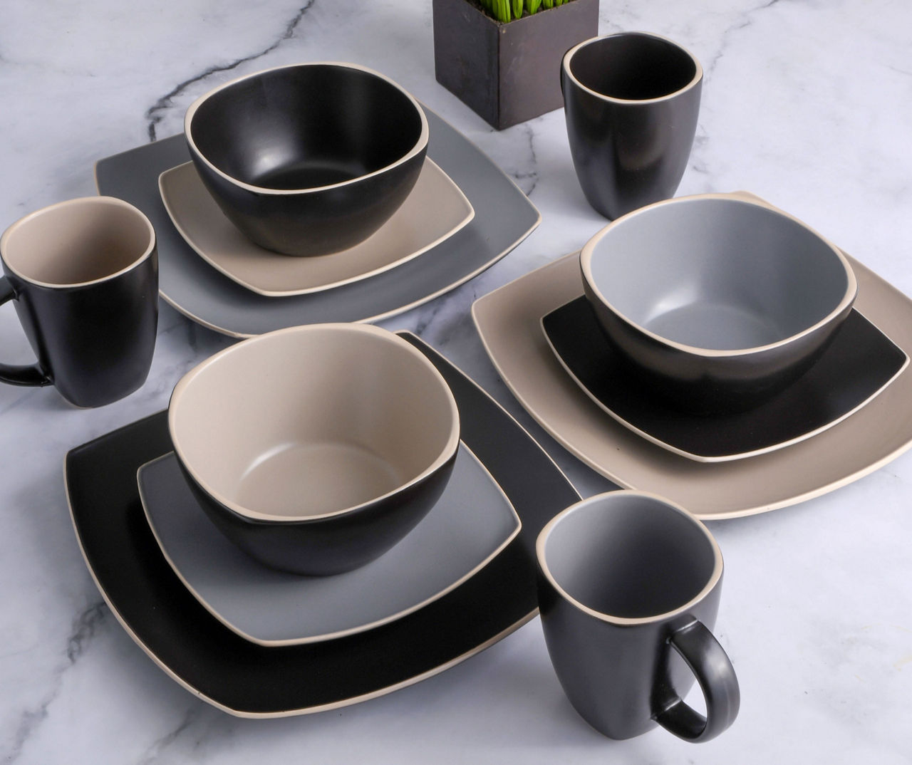 My Favorite Black and White Dinnerware Sets  Dinnerware sets, White  dinnerware set, White dinnerware