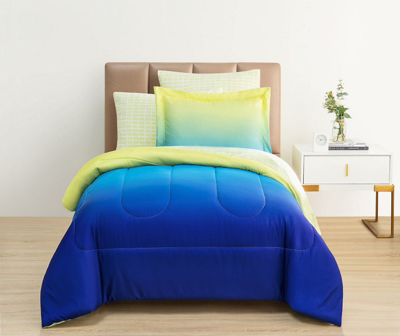 Real Living Euphoric Expression Blue & Green Ombre Reversible Queen 9