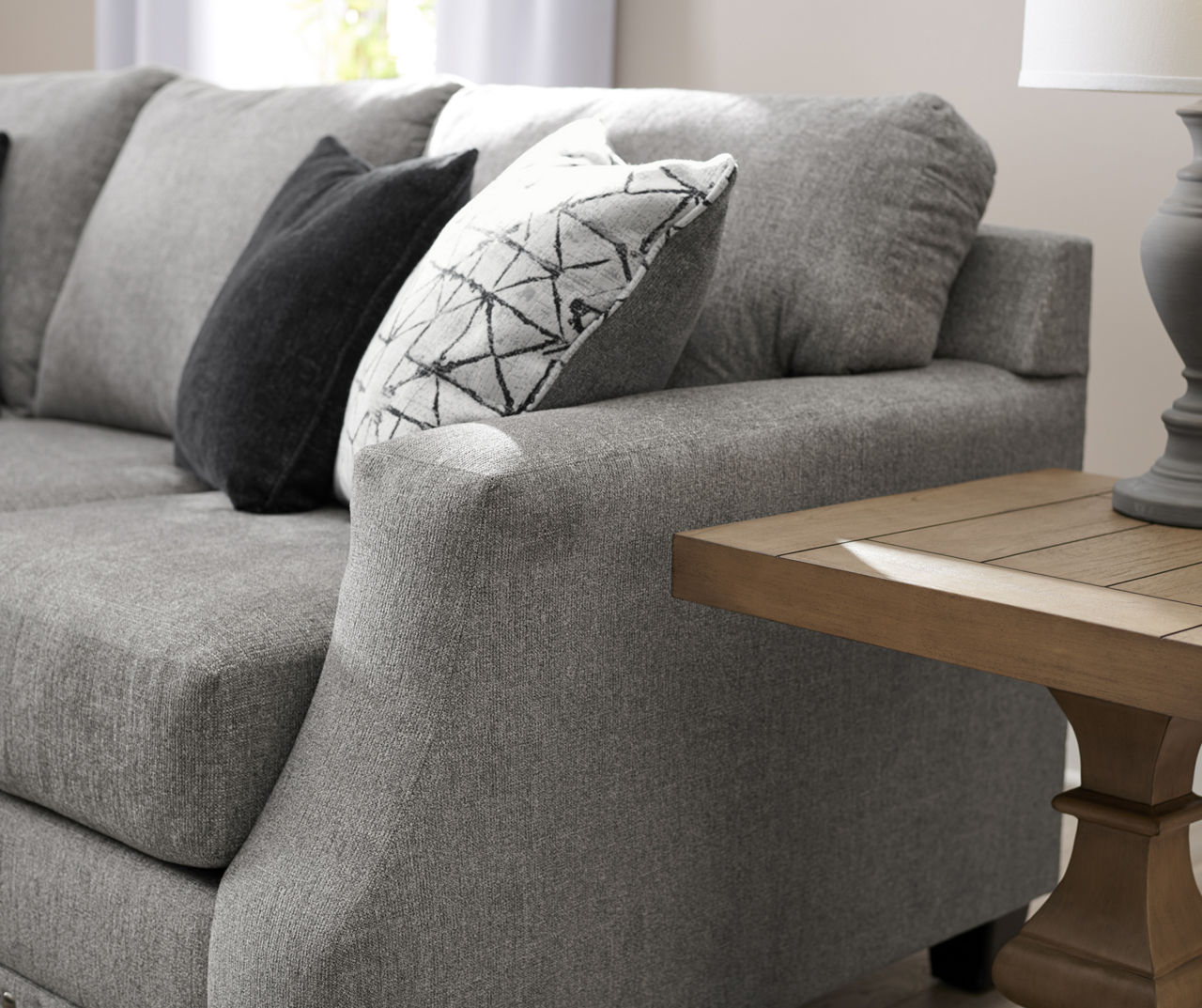 Broyhill alexandria deals gray loveseat