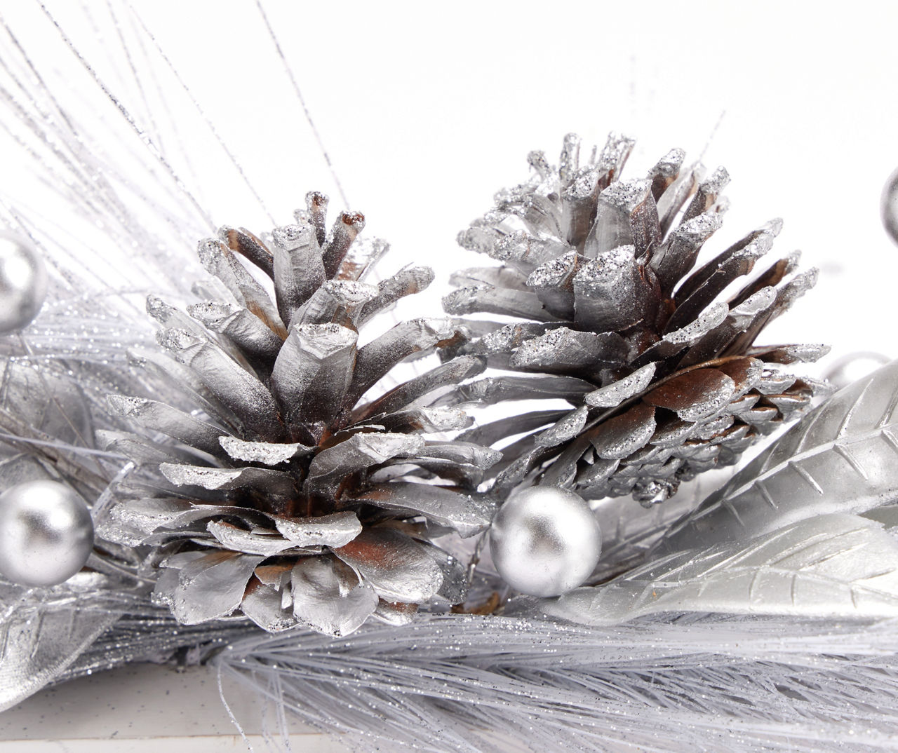"Merry" Silver Greenery Tabletop Decor