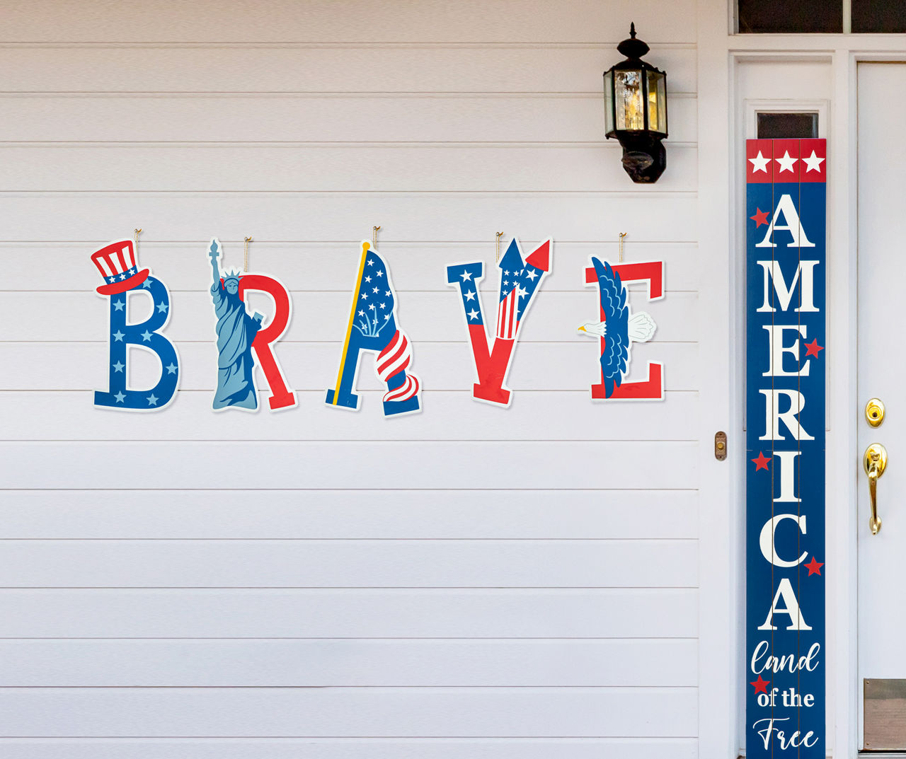 "Brave" Patriotic Icons 5-Piece Yard Stake Set