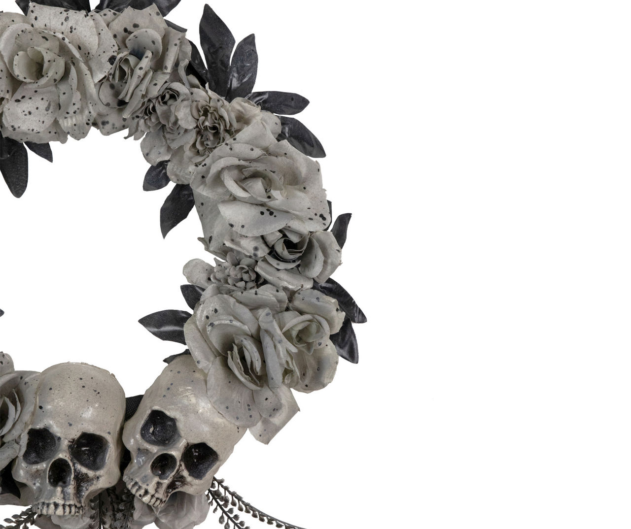 16" Skull, Rose & Leaf Wreath
