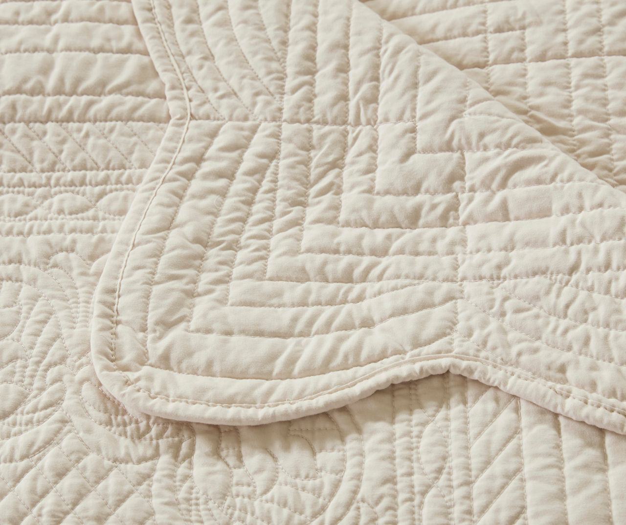 Marino Cream Scallop-Edge Quilted Throw, (60" x 72")