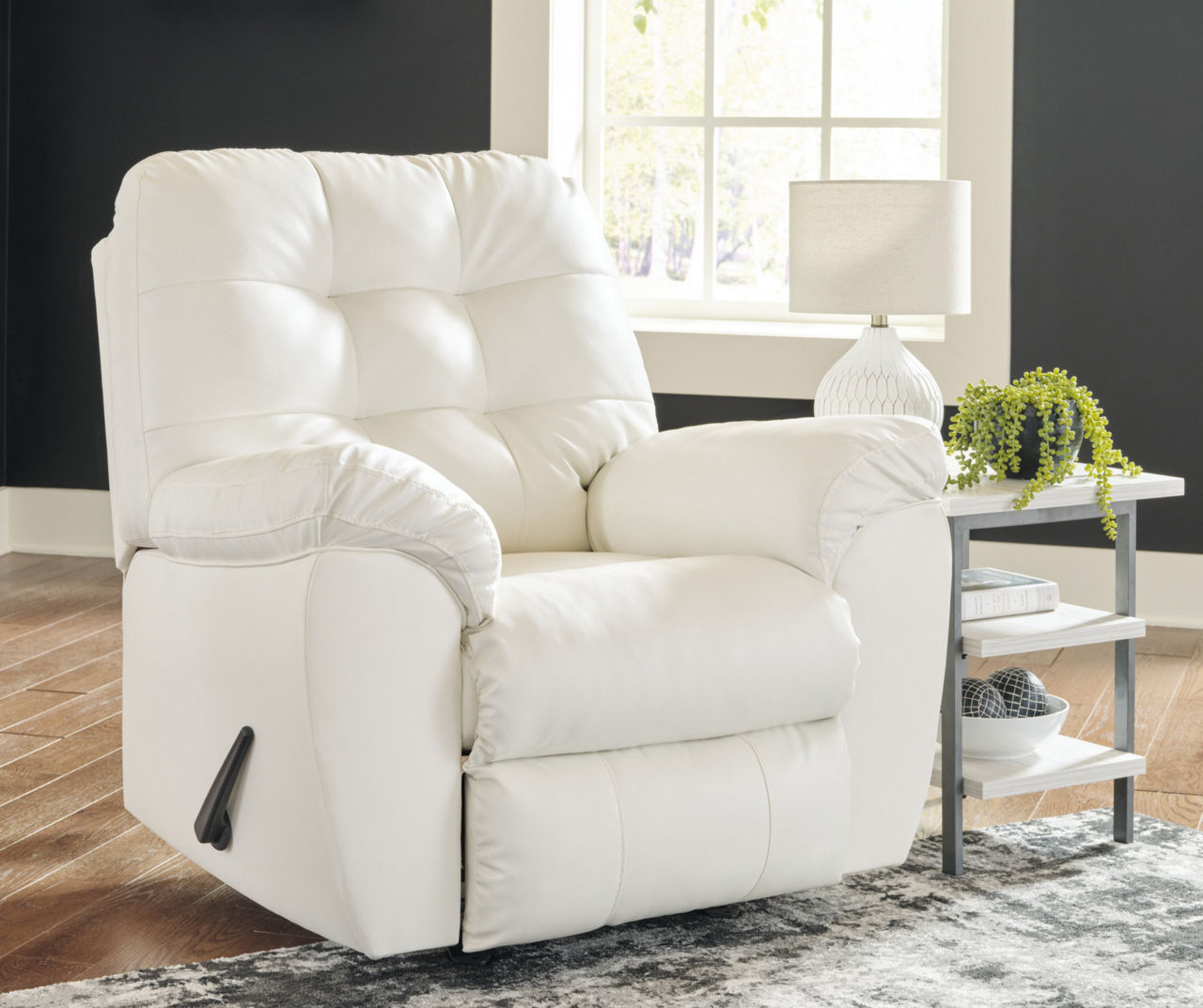 White leather rocker store recliner