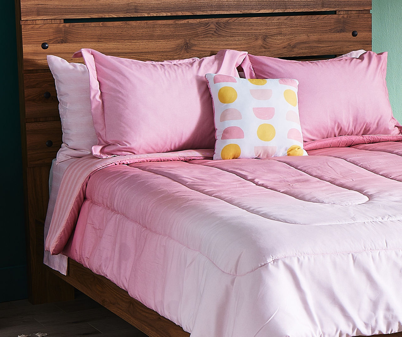 Real Living Vintage Vibes Blush Ombre Full 8Pc. BedinaBag Set Big