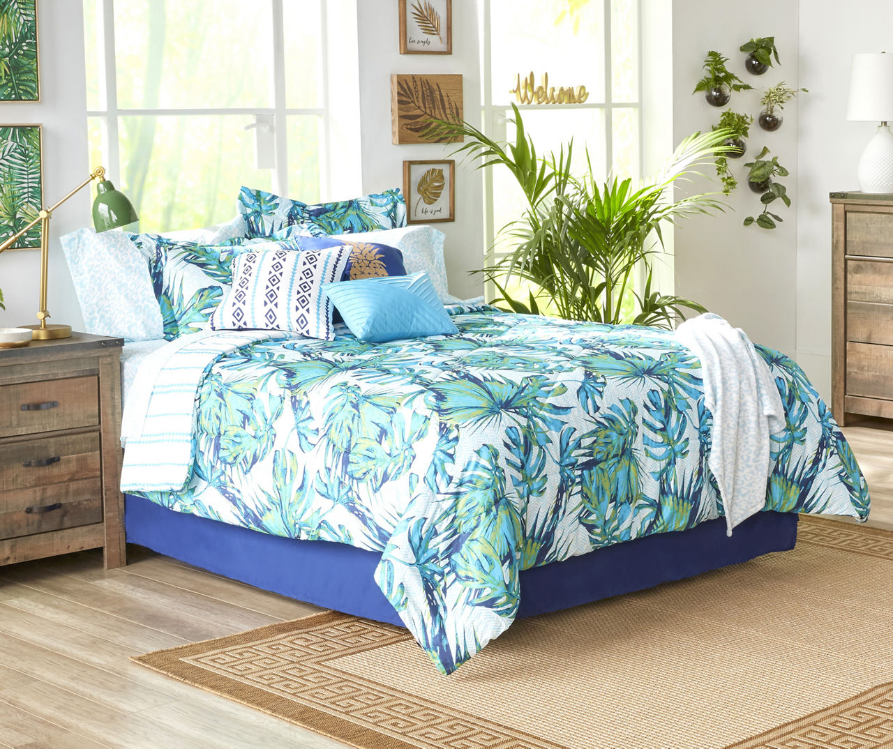 Living Colors Living Colors Paradise Palm 12-piece Reversible Comforter 