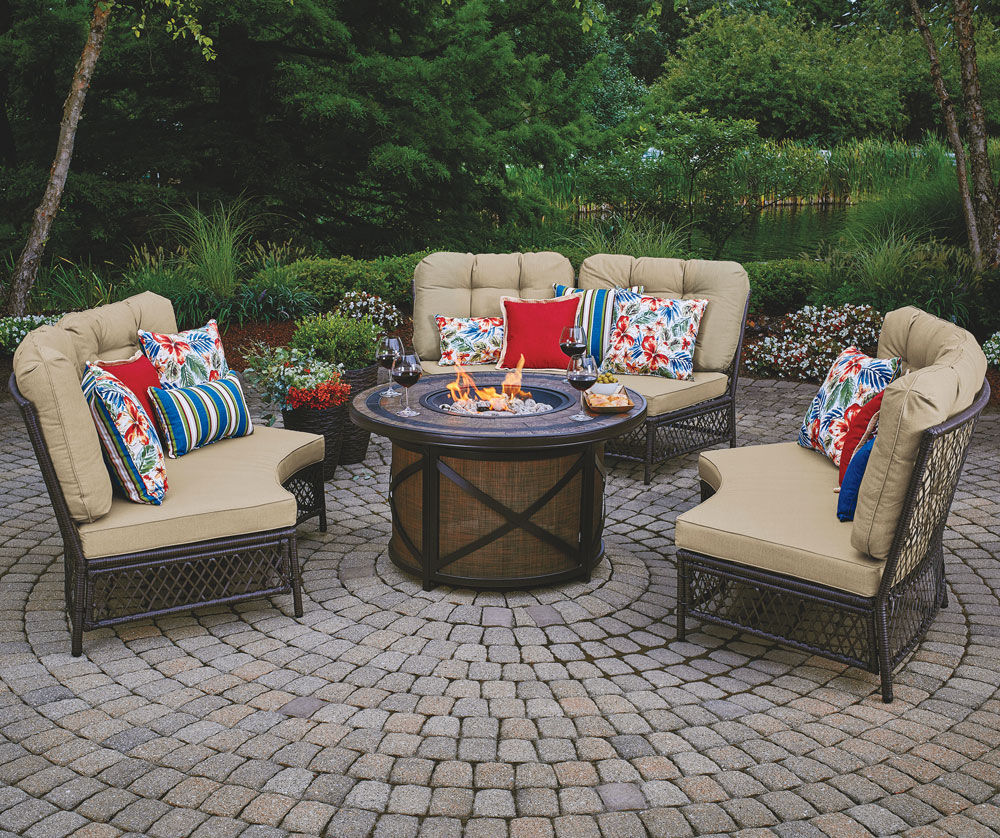 White Capri Firepit Bar Set - Patterned