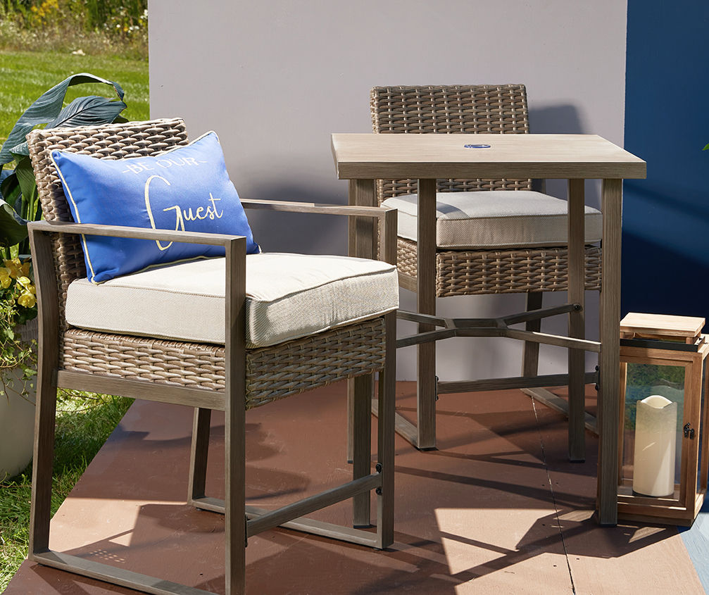 Broyhill Broyhill 4-Piece Outdoor Dining Chair Cushion Set