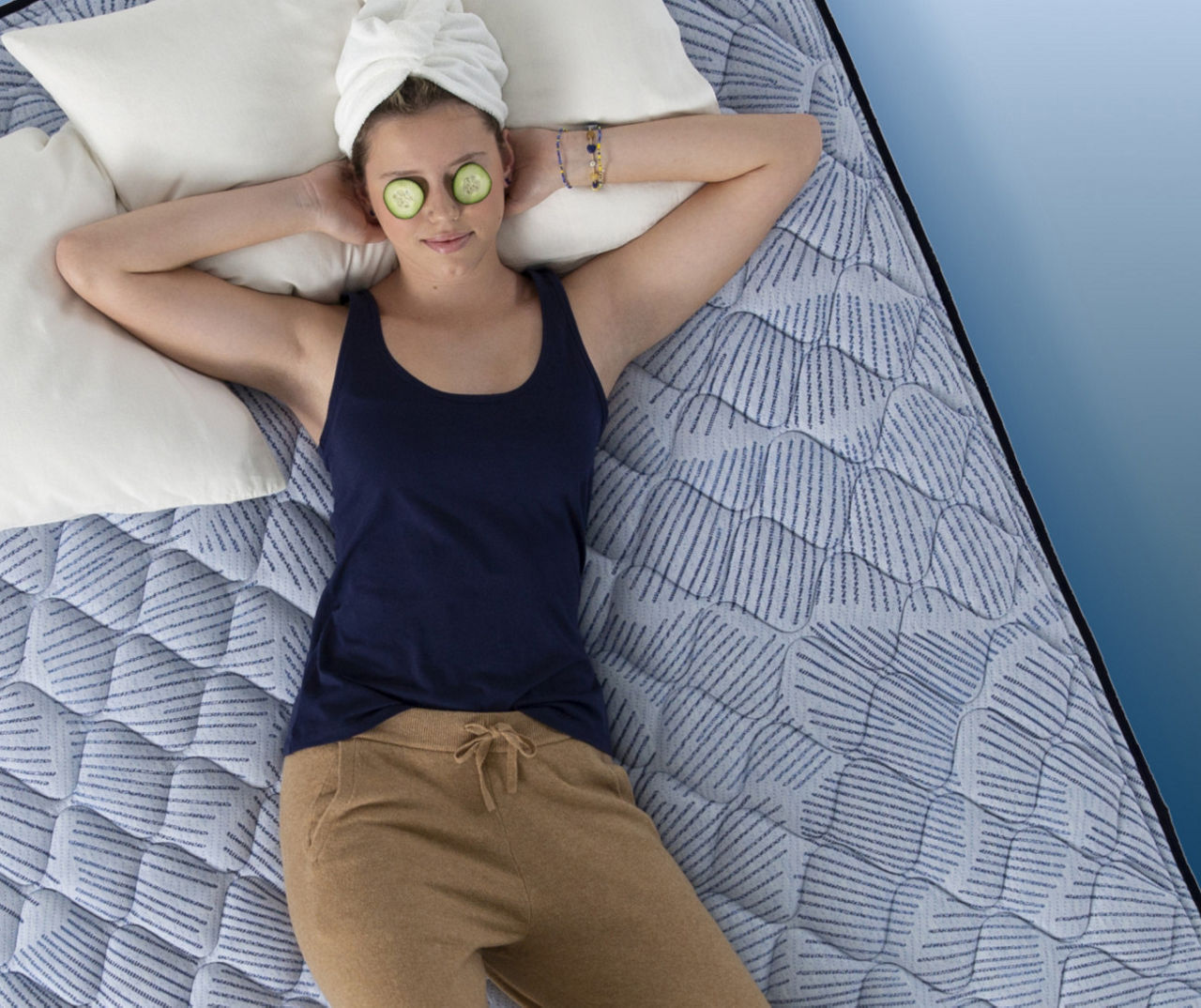 Serta Perfect Sleeper Nurture Night 13.5" Full Plush Mattress & Low Profile Box Spring Set