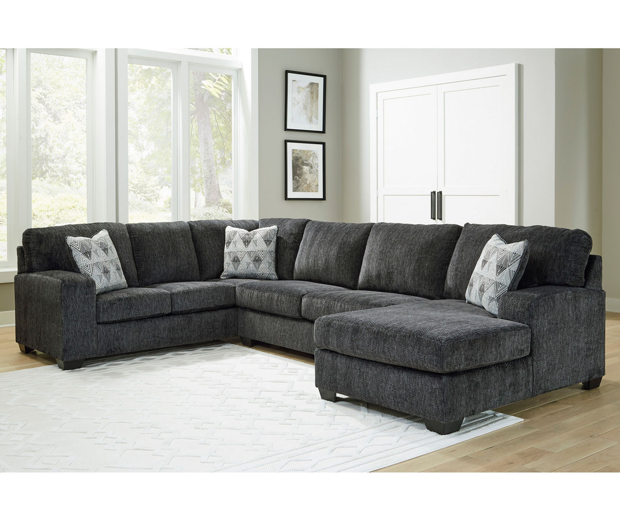 Broyhill Hollyview Shadow 3-Piece Sectional