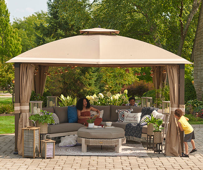 Broyhill capilano pergola patio best sale seating set