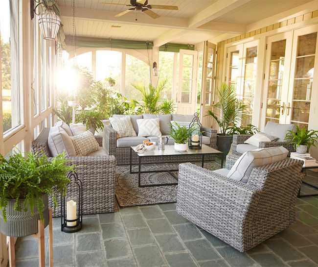 Broyhill Eagle Brooke Gray Cushioned Patio Seating Set