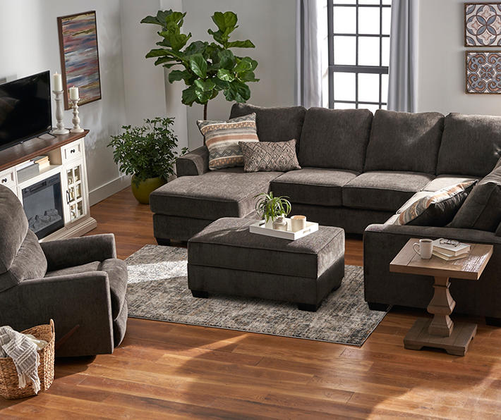 Broyhill Deermont Living Room Collection