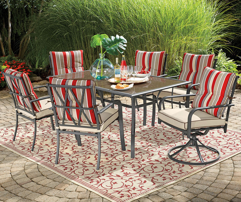 Big lots table store and chairs outdoor