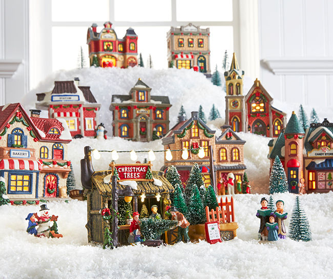 MICHAELS CRAFT STORE ILLUMINATED CHRISTMAS VILLAGE PORCELAIN MODEL, 4 HIGH