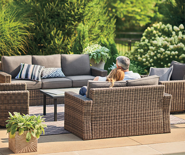 Wilson & fisher verrado online cushioned patio seating set