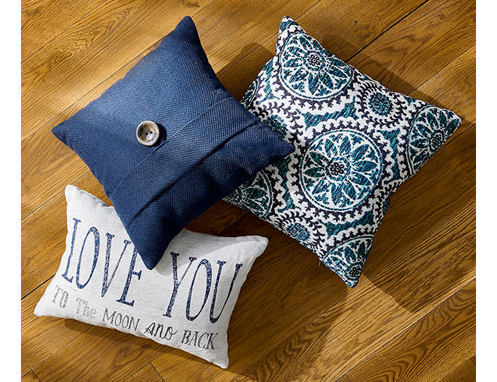 Modern Medallion Indoor Pillow Collection