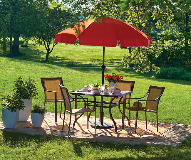 Big lots patio 2025 sets with umbrella